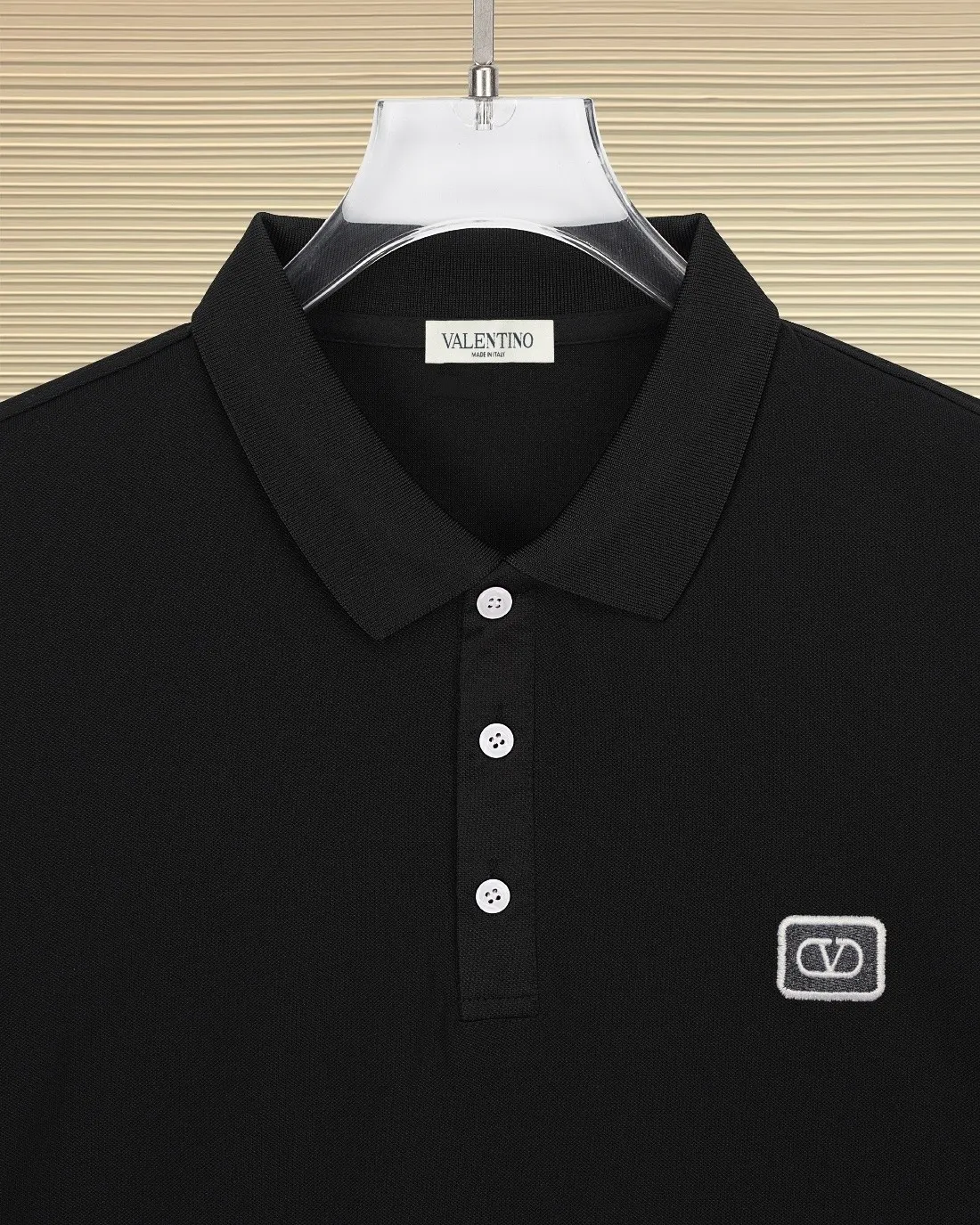 Valentino* Classic logo 🔥 POLO ✅ Quality ‼ ●100% ●50% 50% ● 200g ● ● 1：1 ● ●Size：M L XL XXL XXXL